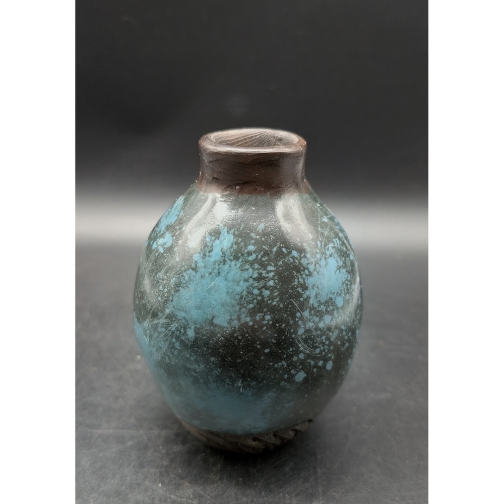 Chulucanas 1999 Signed Studio Pottery Bud Vase Blue Mottled Glaze Ceramic Art 5"